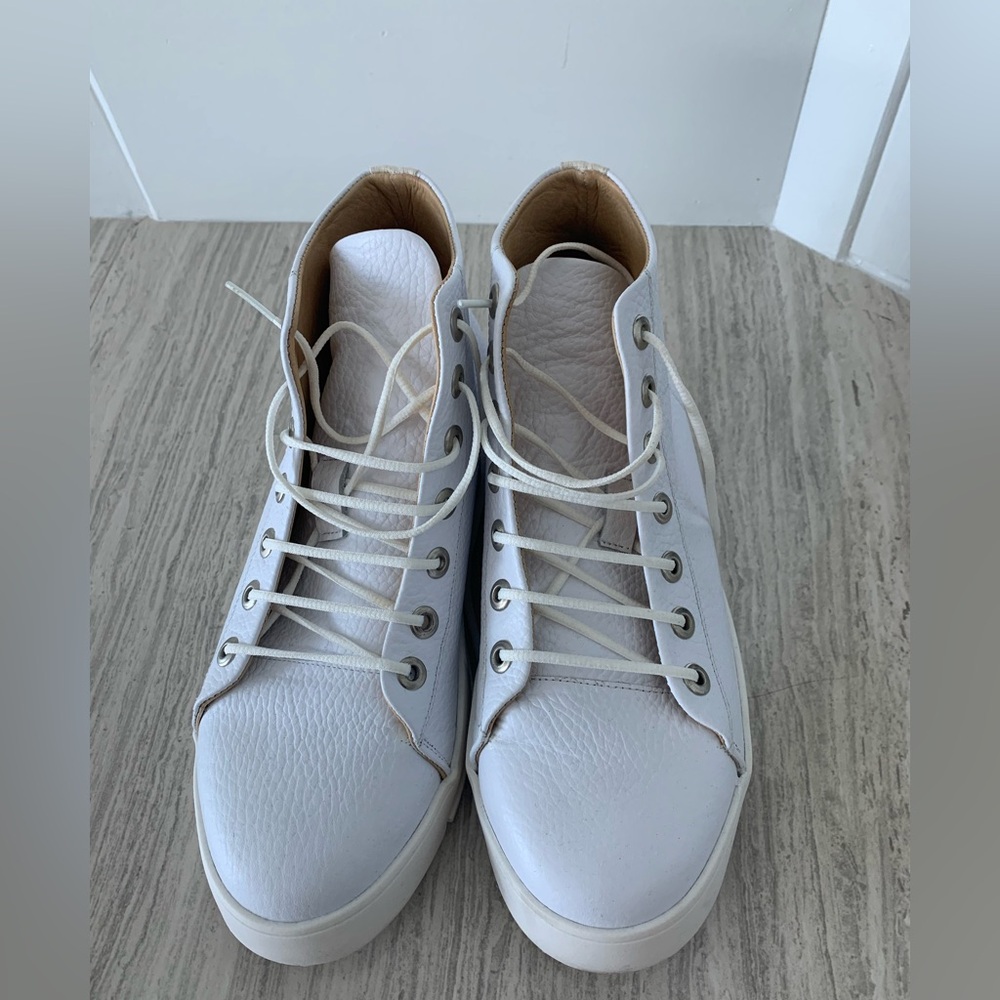 Genuine leather sneakers